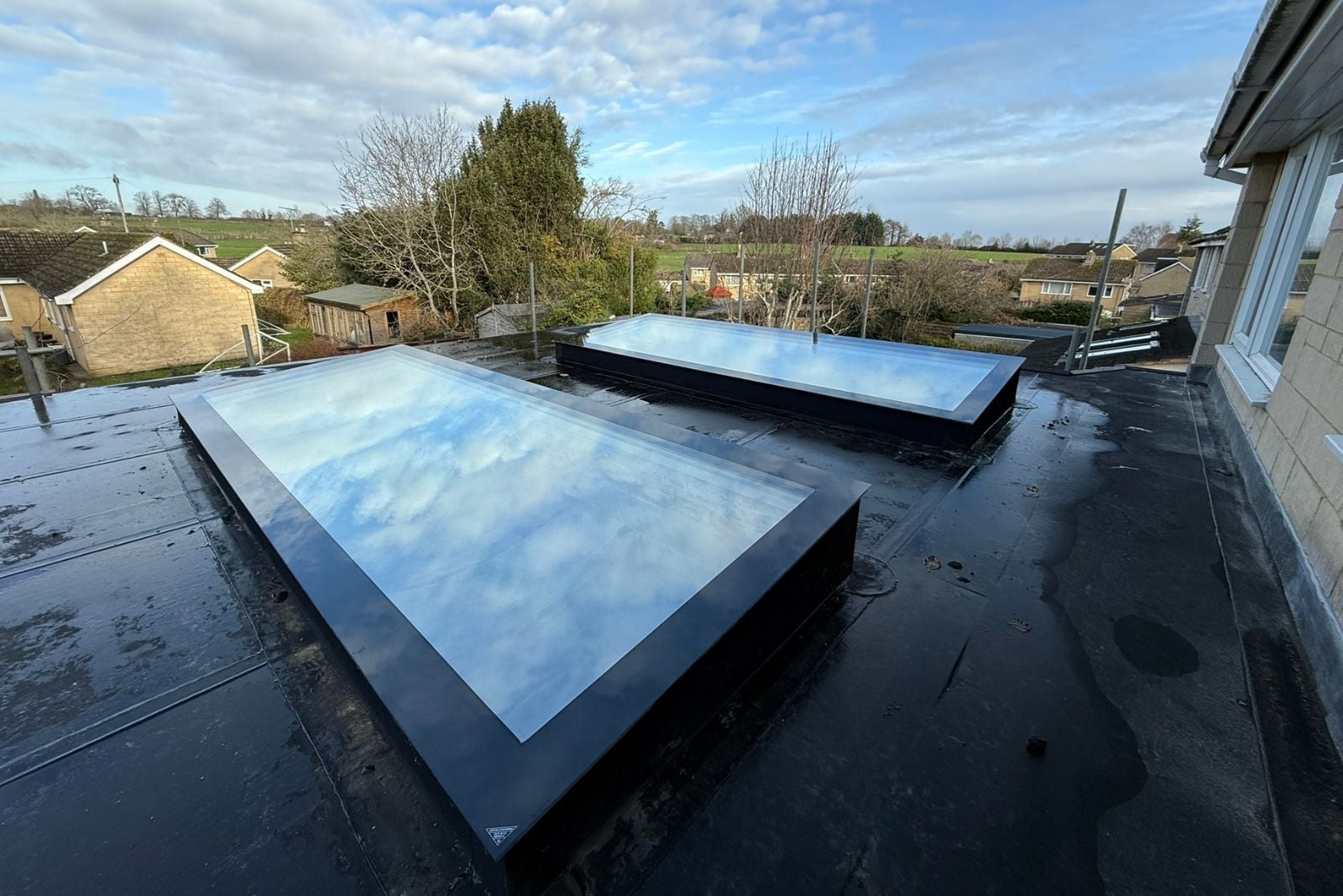flat-roof-skylight-roof-window-roof-factory-gallery-image-2